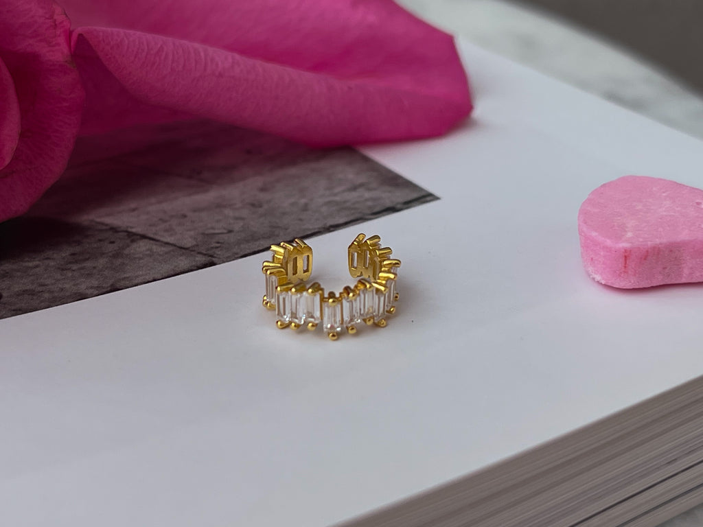 Cristal Earcuff
